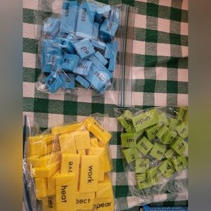 Word tiles, blue, green and yellow